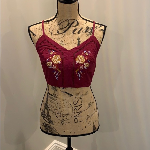 Crop top - Picture 1 of 3